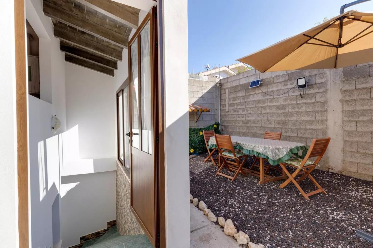 Soi E Mari Apartment Càbras Exterior foto